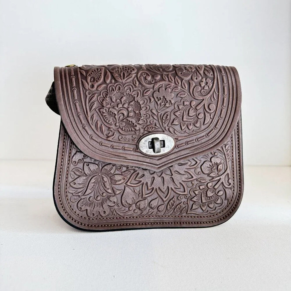 Vintage Hand Tooled Dark Brown Small Oval Crossbody Bag - Picture 1 of 8